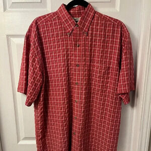 Men’s Wrangler Button Down Shirt Size Medium